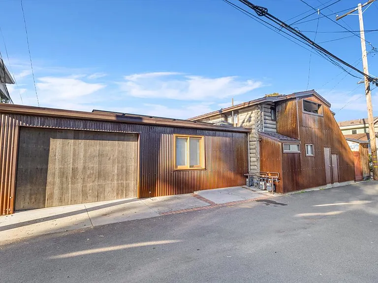 1252 Glenneyre St — Photo 35