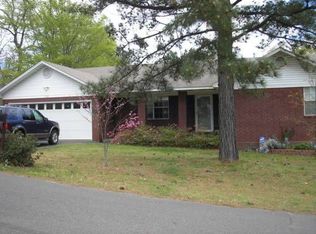 108 Sour Rock Springs Rd, Hot Springs, AR 71913