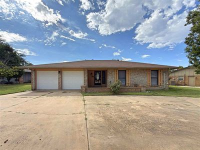 405 NE 46th St, Lawton, OK, 73507