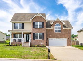 1236 Channelview Dr, Clarksville, TN 37040