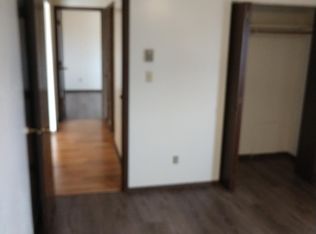 701 W Maple Ave APT 13, Norfolk, NE 68701