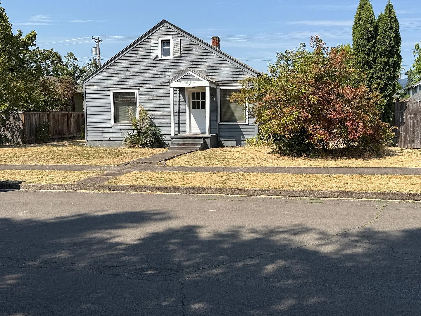 Large 4 bedroom house in Washburne District — Photo 1