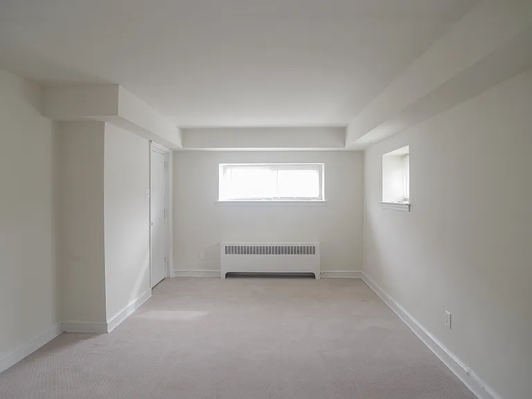 353 W Mount Airy Ave — Photo 39
