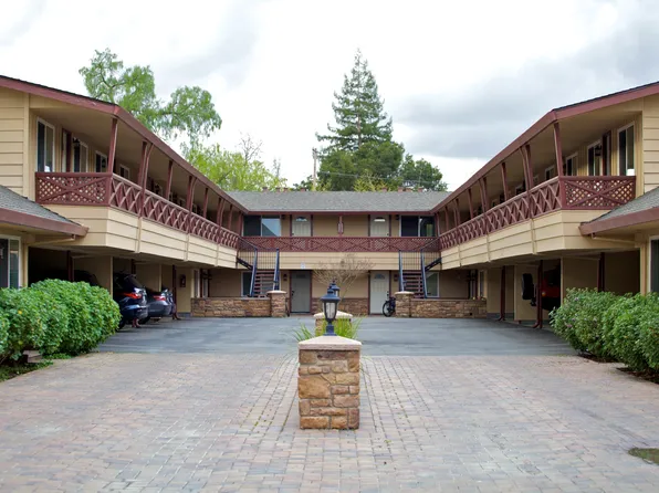 380 Curtner Ave APT 24, Palo Alto, CA 94306
