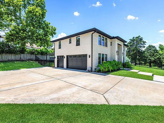 3rd image of 3 Bright Meadows Rd