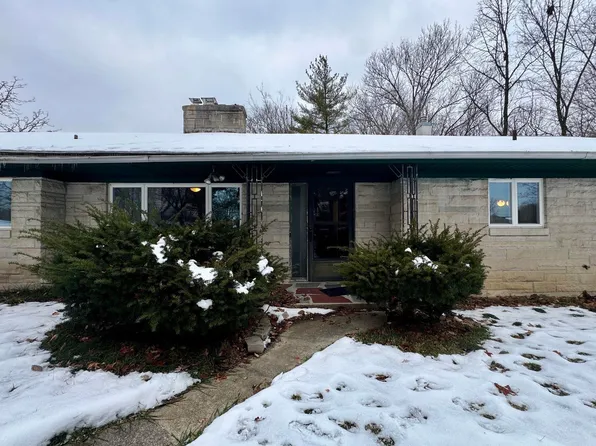 7445 N Clinton St, Fort Wayne, IN 46825