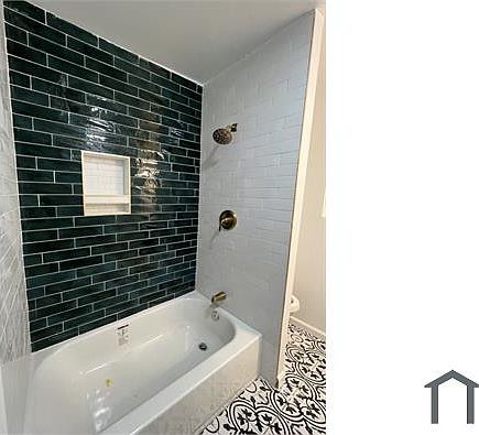 5th image of 511 Corinthian Ave #1