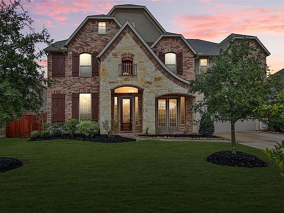 4th image of 22742 Soaring Woods Ln