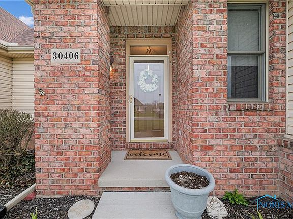 4th image of 30406 Cedar Valley Dr