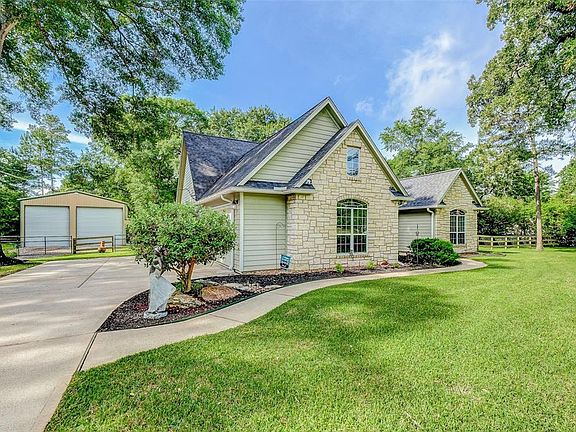 2nd image of 30611 N Holly Oaks Cir