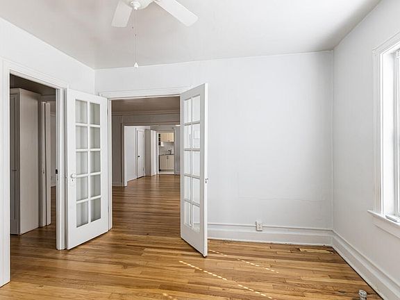 2nd image of 133 E 46th St #11