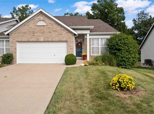 136 Hunters Run Ct, Eureka, MO 63025