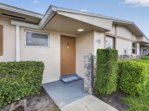 2703 Dudley Drive W #H, West Palm Beach, FL 33415