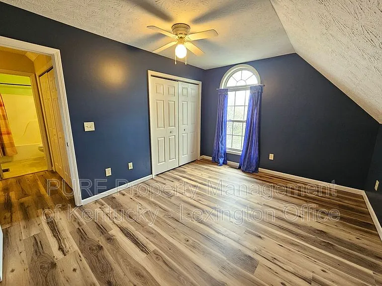 3169 Roundway Down Ln — Photo 22