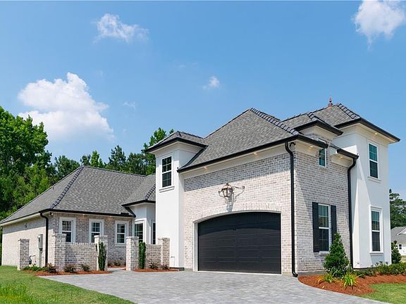2nd image of 552 N Corniche Du Lac
