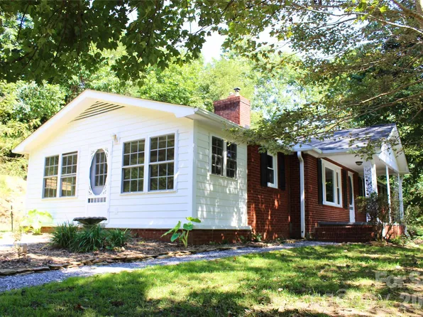 2838 Seven Mile Ridge Rd, Burnsville, NC 28714