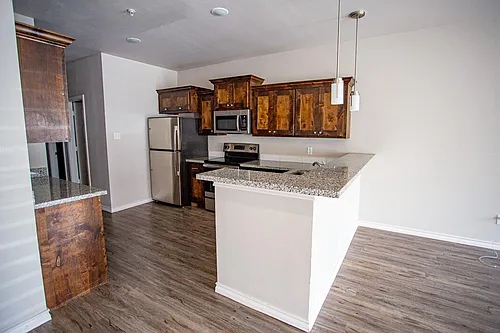 Stunning 4 Bedroom Near Tech Photo 1