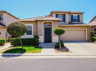 4083 W Peach Tree Ln, Fresno, CA 93722