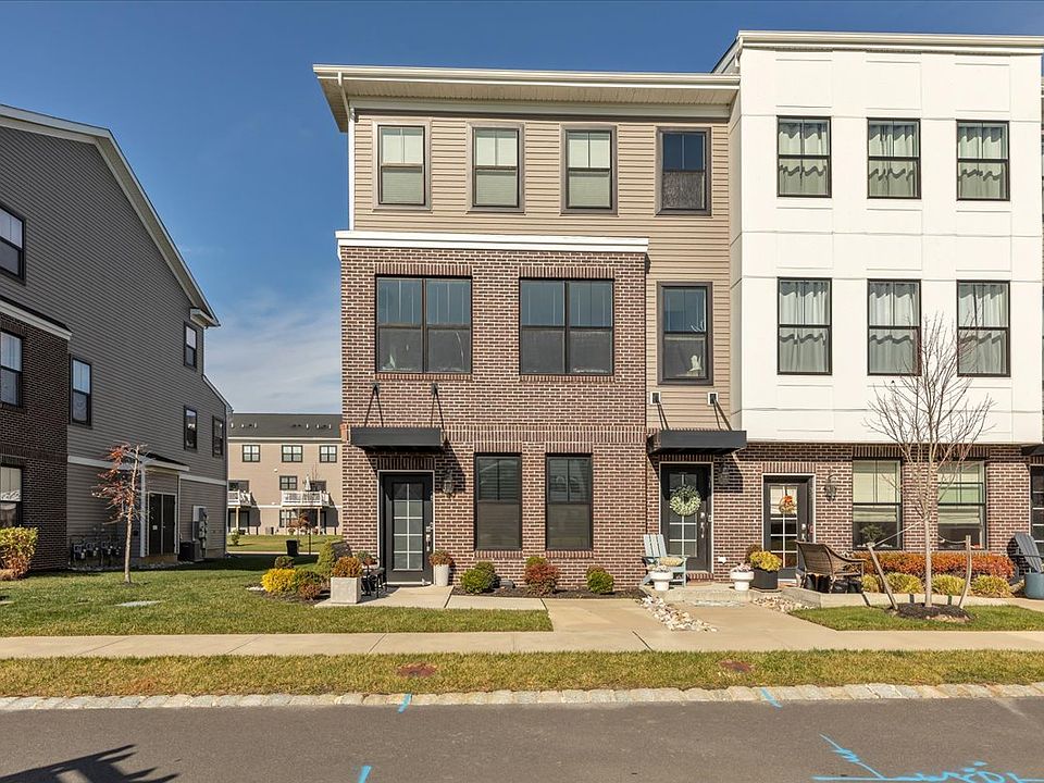 1st image of 29 Midway Rd N