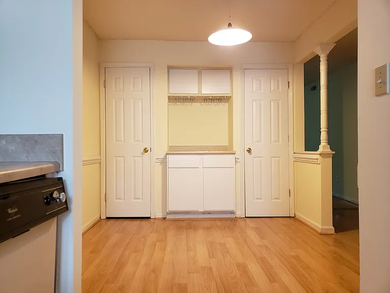 130 Kingsbury Dr — Photo 3