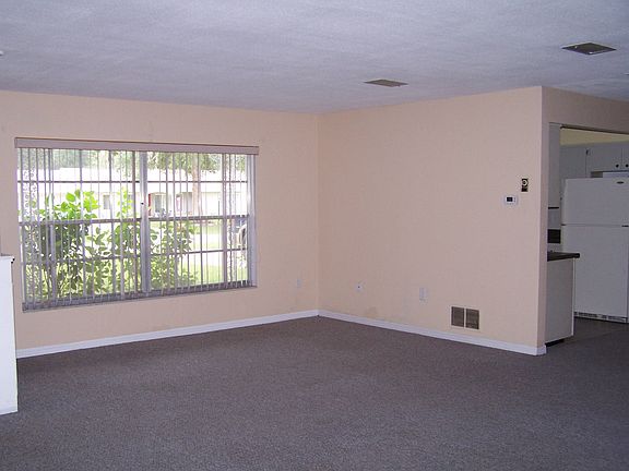 4th image of 675 Montclair Ave