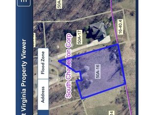 3 Eastcove Ln, South Charleston, WV 25309
