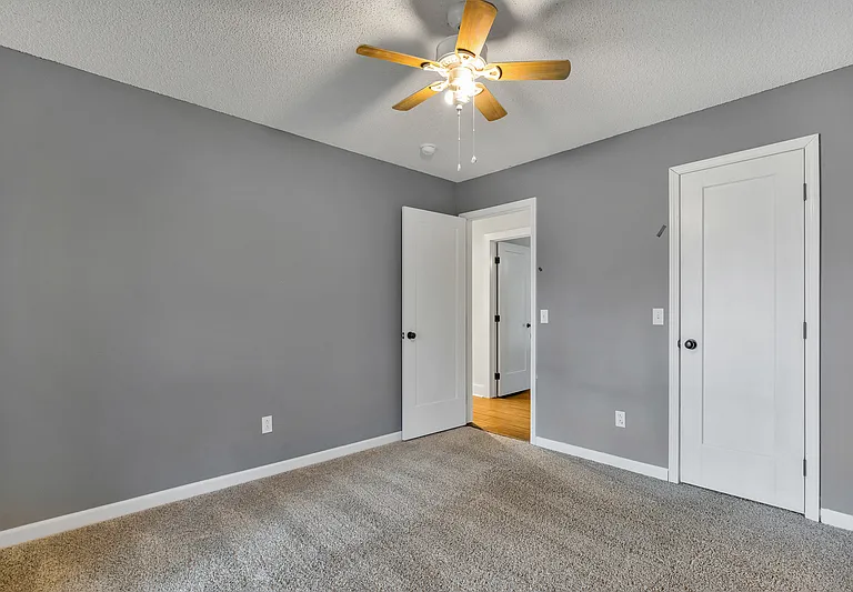 365 Bell Factory Rd — Photo 26