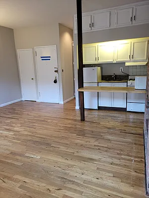 Rented by OGI Management | media 4