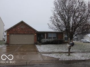 5227 Lakemanor Dr, Indianapolis, IN 46254