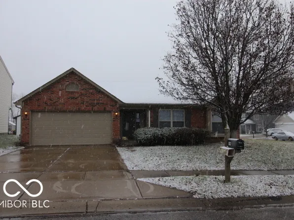 5227 Lakemanor Dr, Indianapolis, IN 46254