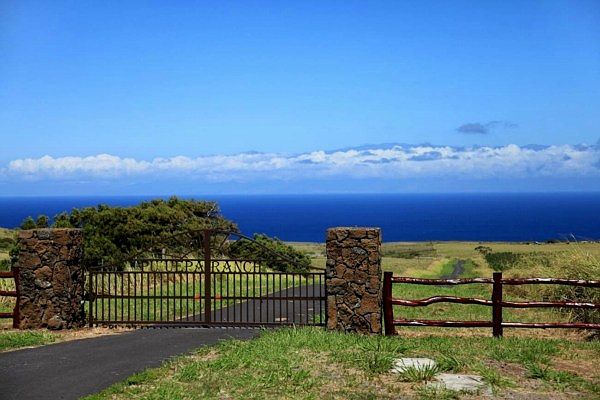 1st image of Lincoln Avenue Makai Lot 10