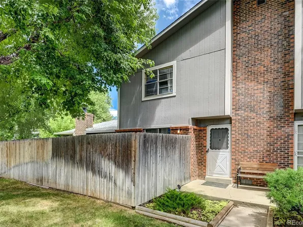 24 Nome Way #B, Aurora, CO 80012