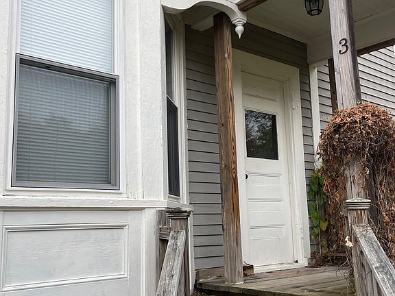 2nd image of 29 High St APT 3