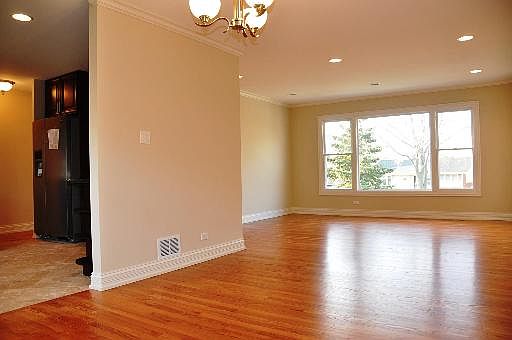 3rd image of 7091 W Birchwood Ave