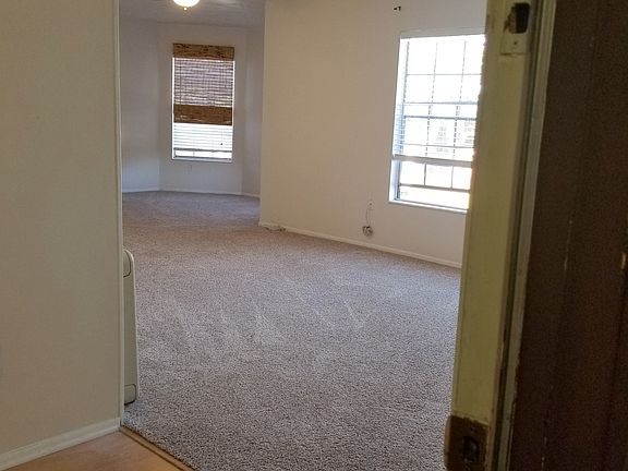 3rd image of 5347 Hansel Ave APT F10