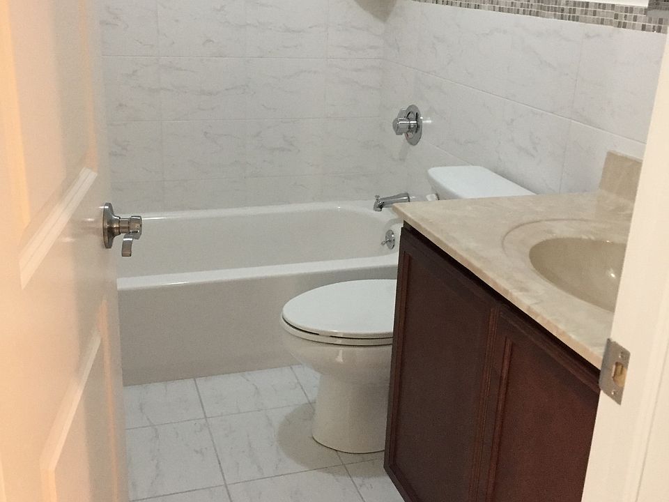 2nd image of 53 Atlantic Ave