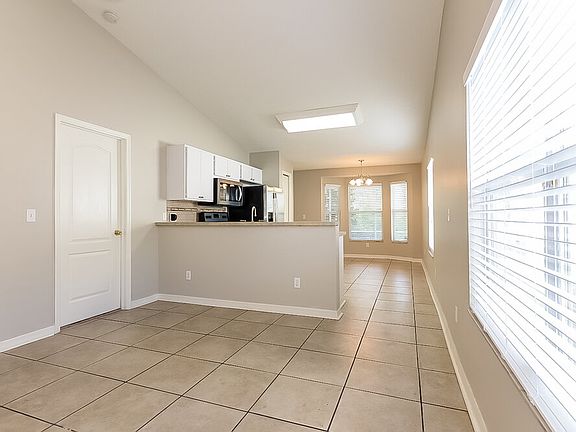 3rd image of 4313 Longshore Dr