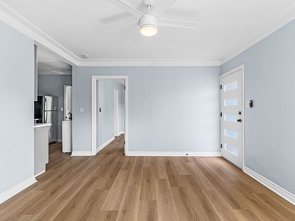 4th image of 526 Lime Ave #528-1/2