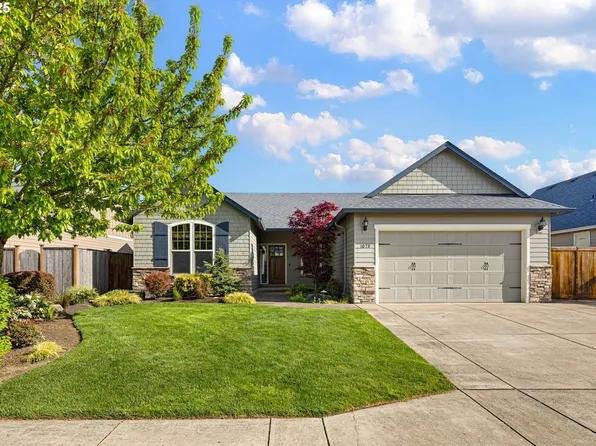 1078 SW Coral St, Junction City, OR 97448