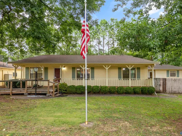 127 Landers Dr, Madison, AL 35758
