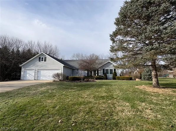 3011 Arielle Ct, Medina, OH 44256