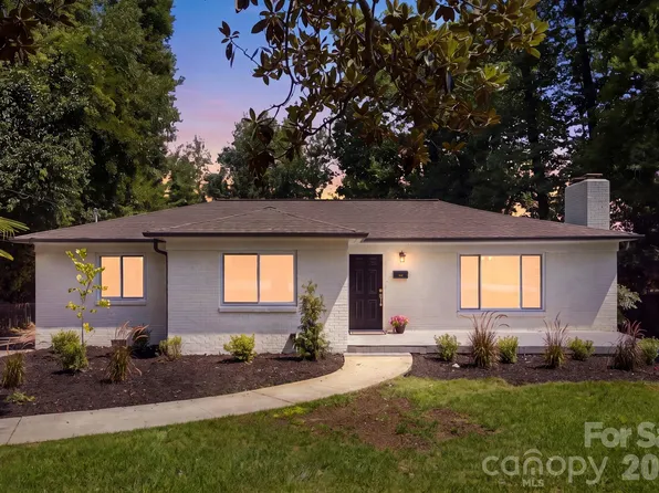 943 Hickory Nut St, Charlotte, NC 28205