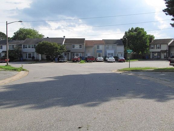 4th image of 3626 Sylvan Ln