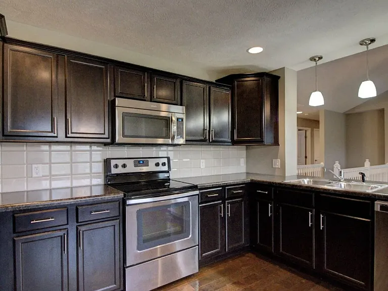 2460 W Spring Water St — Photo 6