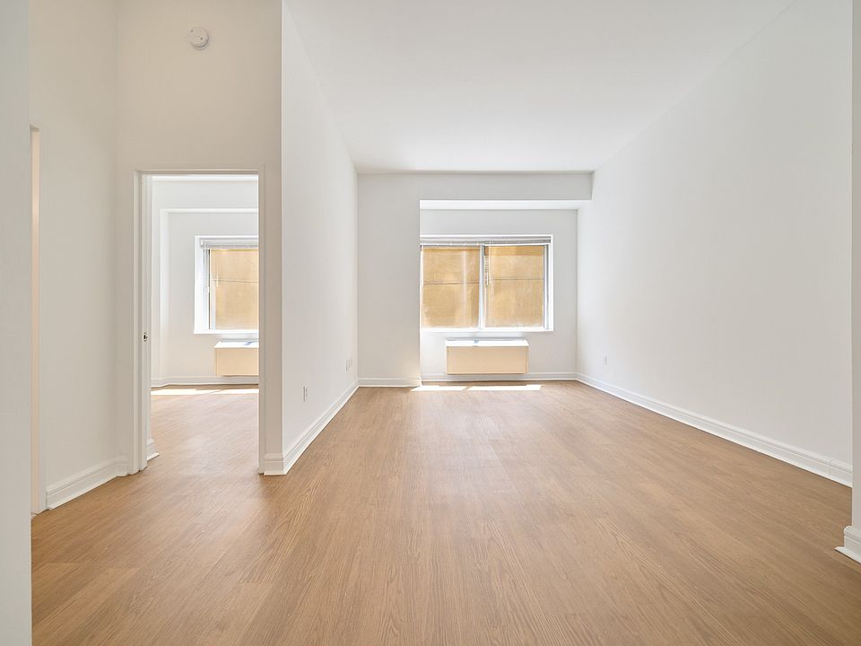 1st image of 160 Riverside Blvd APT 5N