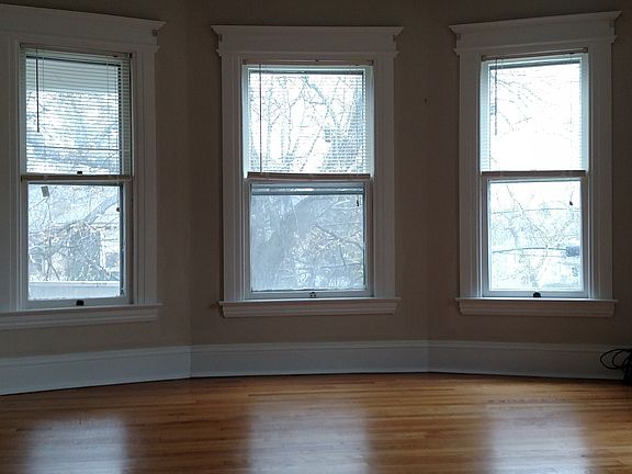 2nd image of 326 Roberts Ave #2