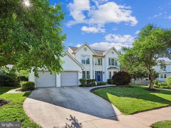 20547 Ringold Dr, Ashburn, VA 20147