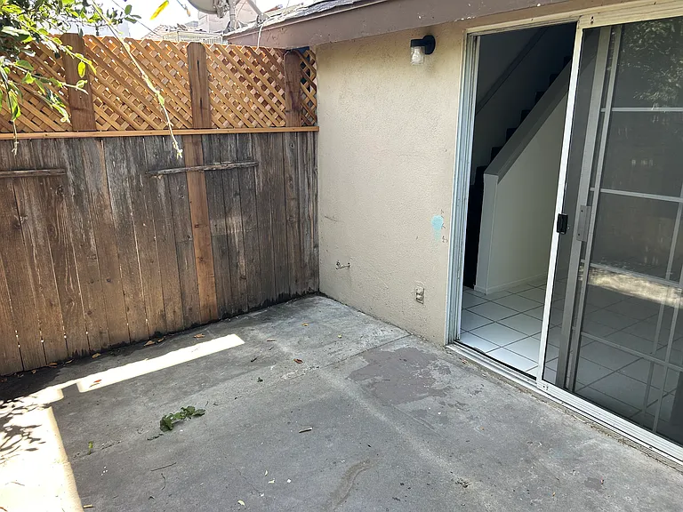 521 S Lyon St #35 — Photo 8