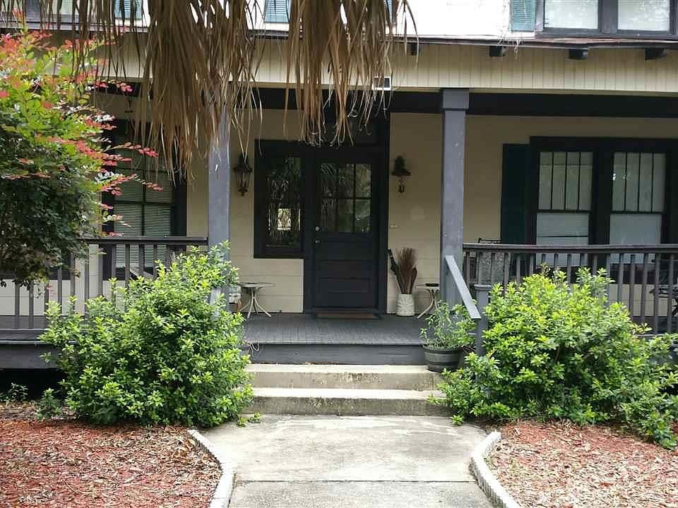 1st image of 12 N D St