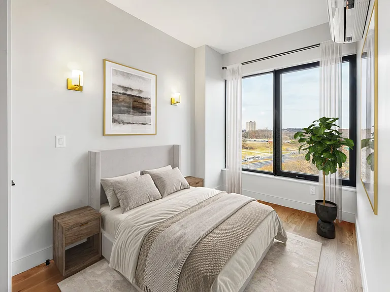 1890 Pelham Pkwy S #7C — Photo 4